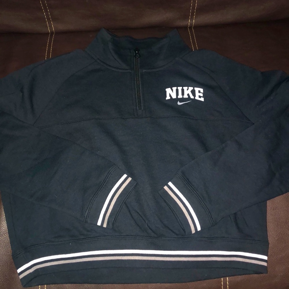 Nike crop hoodie